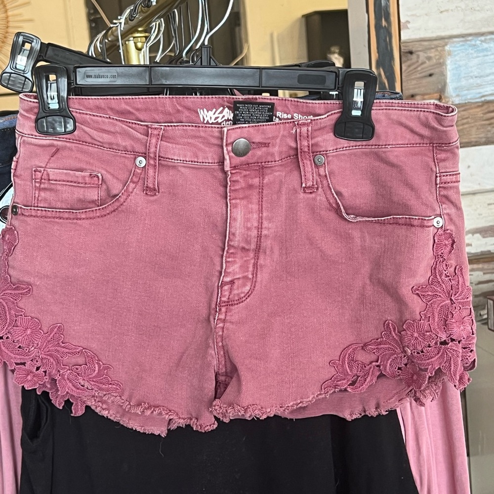 Mossimo Supply Co. Pink Women's Lace Trim Shorts